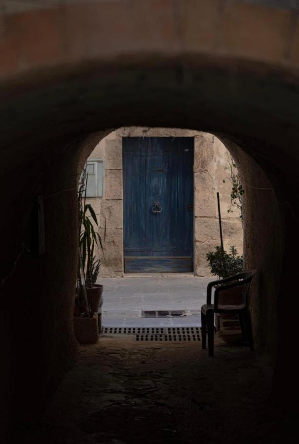 Cosy Provencal Apartment Belgentier Exterior photo